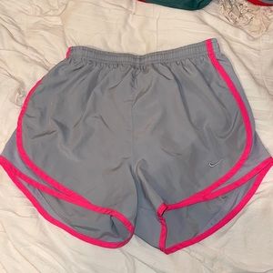 Nike Dri-Fit Grey shorts with Pink trim - size Small